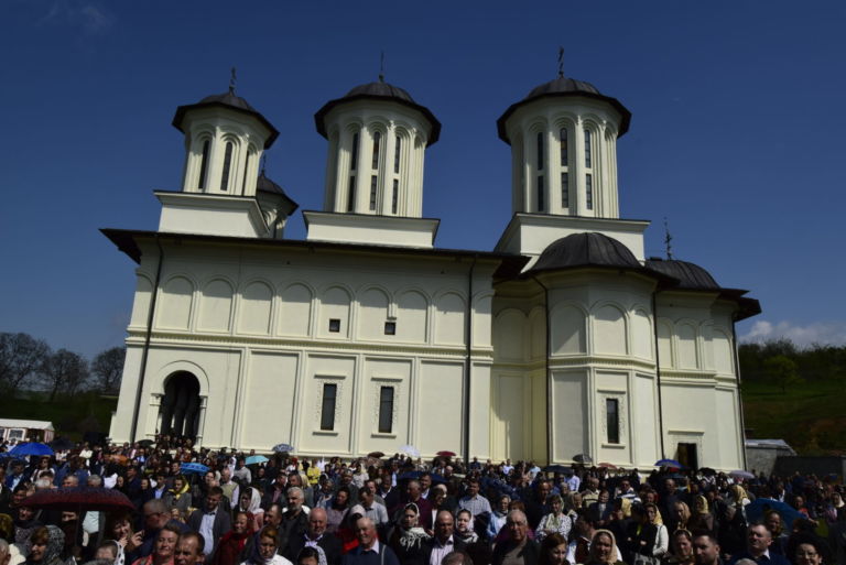 Izvorul Tamaduirii, Hramul Manastirii Salva, Bistrita-Nasaud