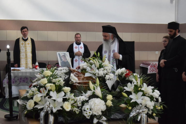 Priveghi la capataiul credincioasei Adriana Rus, Bistrita