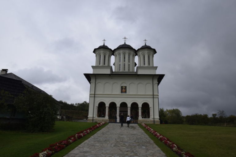 Duminica dupa Inaltarea Sfintei Cruci, Manastirea Salva, Bistrita-Nasaud