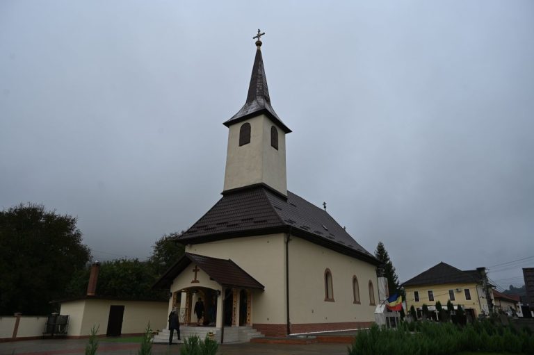 Acoperământul Maicii Domnului, Parohia Mărișelu, Bistrița-Năsăud