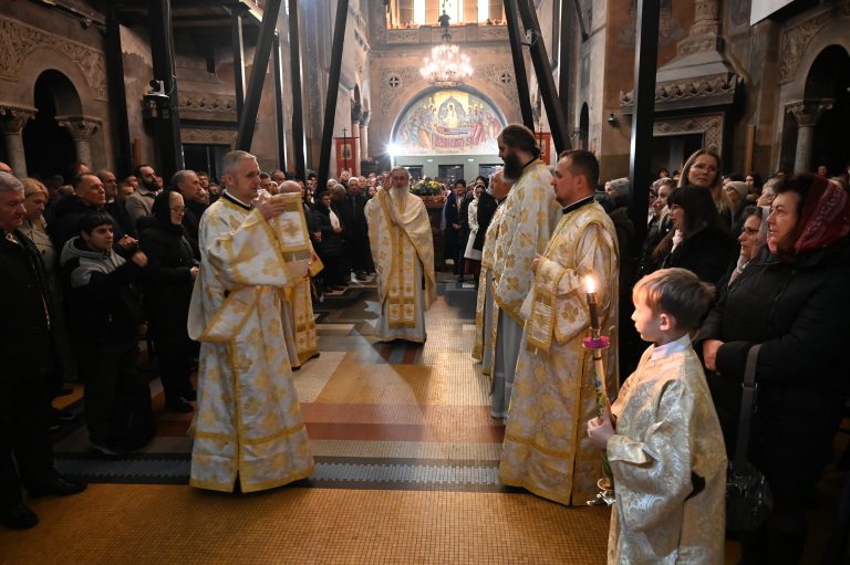 Dumnezeiasca Liturghie, Catedrala Mitropolitană, Cluj-Napoca